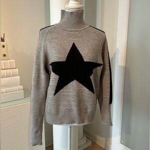 Gray Star Sweater - S